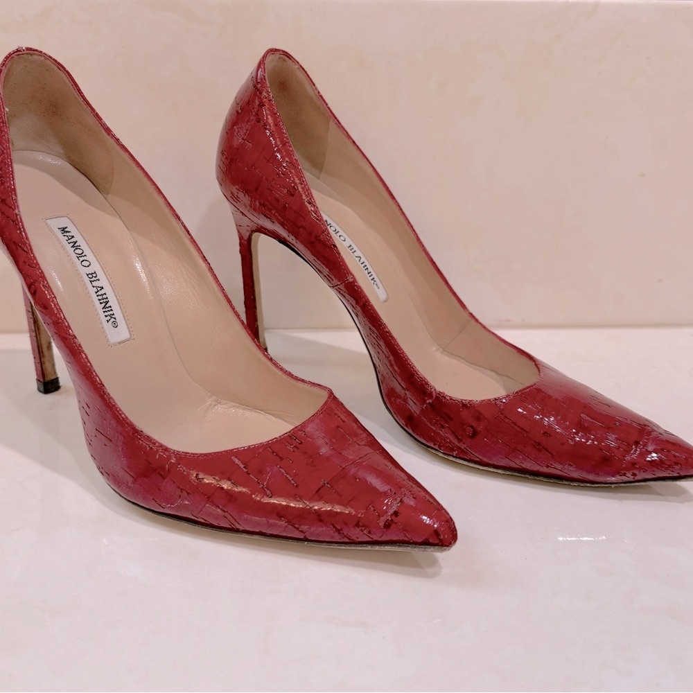 🚨MUST GO! Make an OFFER!🚨 Manolo Blahnik Cherry Red Heels 100% Authentic Sz38